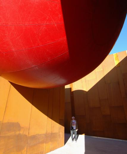 Kurt PERSCHKE's Redball project, back to the United States
